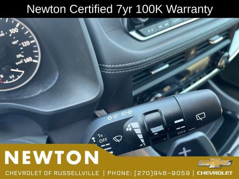 Used 2024 Nissan Rogue SV AWD/4WD image 17