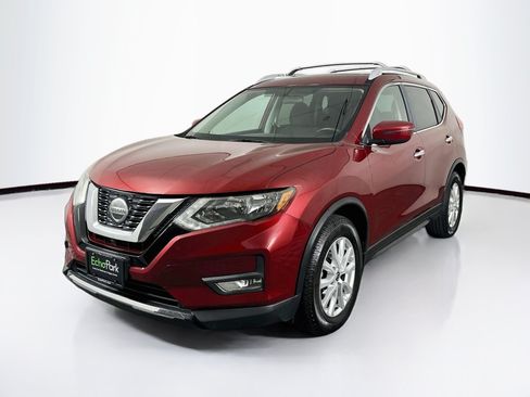 Used 2018 Nissan Rogue SV FWD image 3