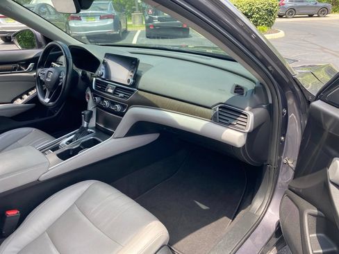 Used 2018 Honda Accord EX-L image 42