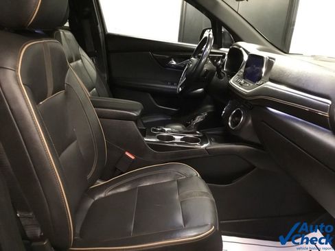 Used 2019 Chevrolet Blazer Premier w/ Sun and Wheels Package AWD/4WD image 37