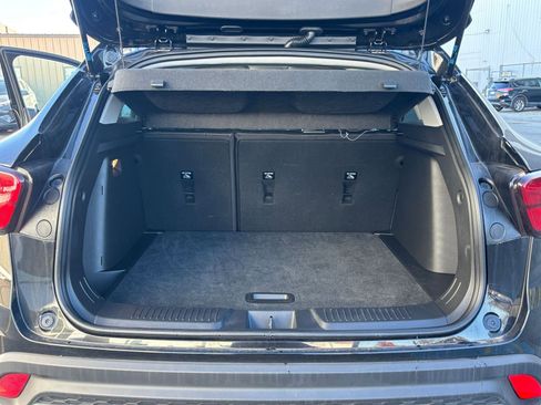 Used 2025 Chevrolet Trax LT image 27