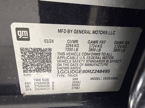 Used 2024 Chevrolet Silverado 1500 LTZ image 24