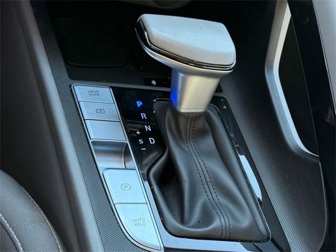 Used 2024 Hyundai Elantra SEL w/ Convenience Package image 19