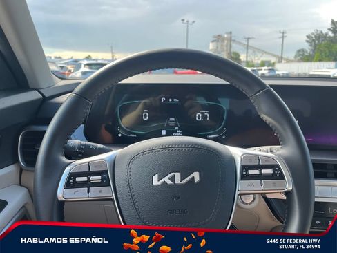 Used 2024 Kia Telluride S FWD image 22