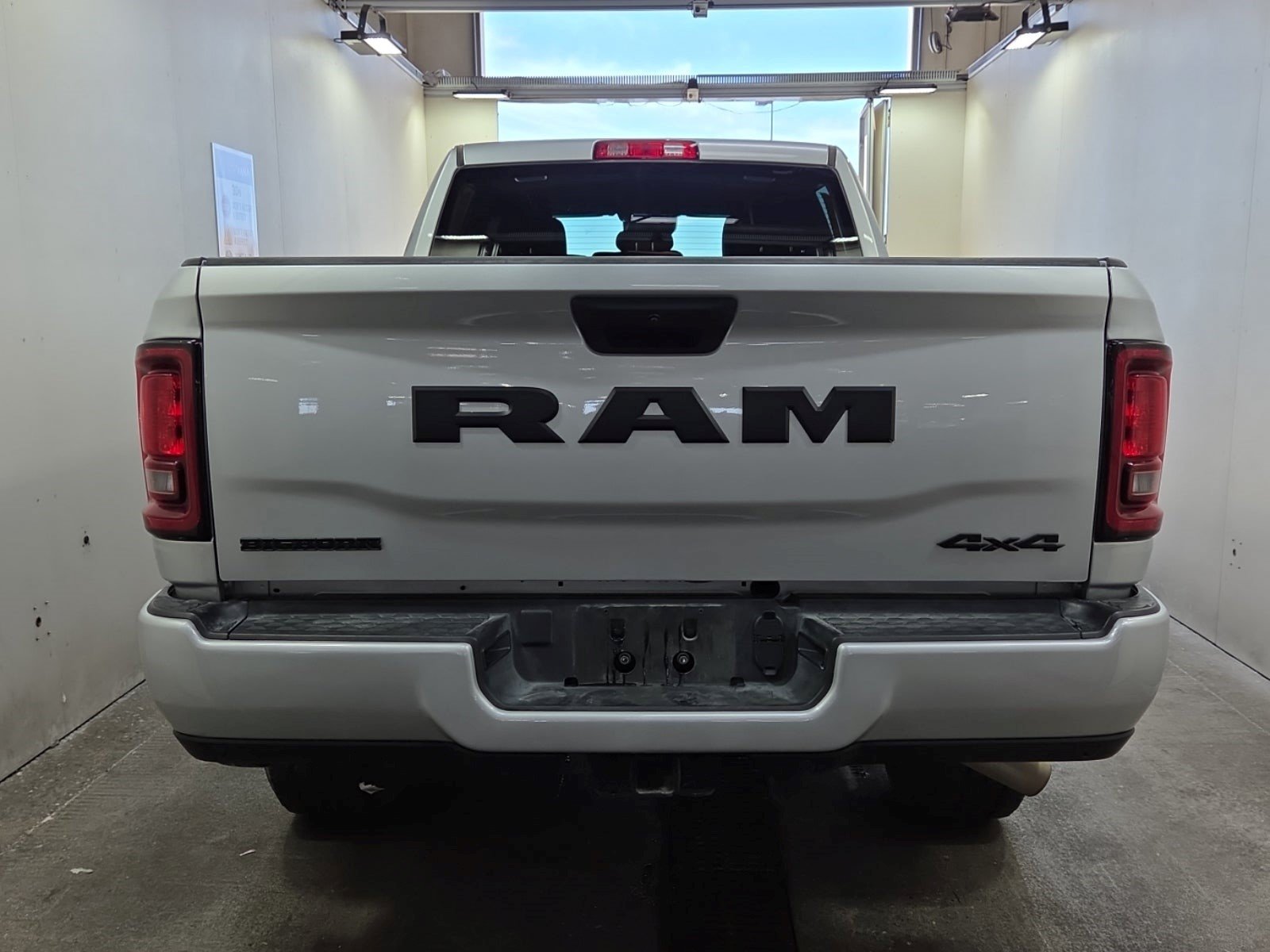 Used 2026 RAM 2500 Big Horn AWD/4WD image 5