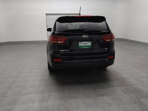 Used 2020 Kia Sorento LX FWD image 6