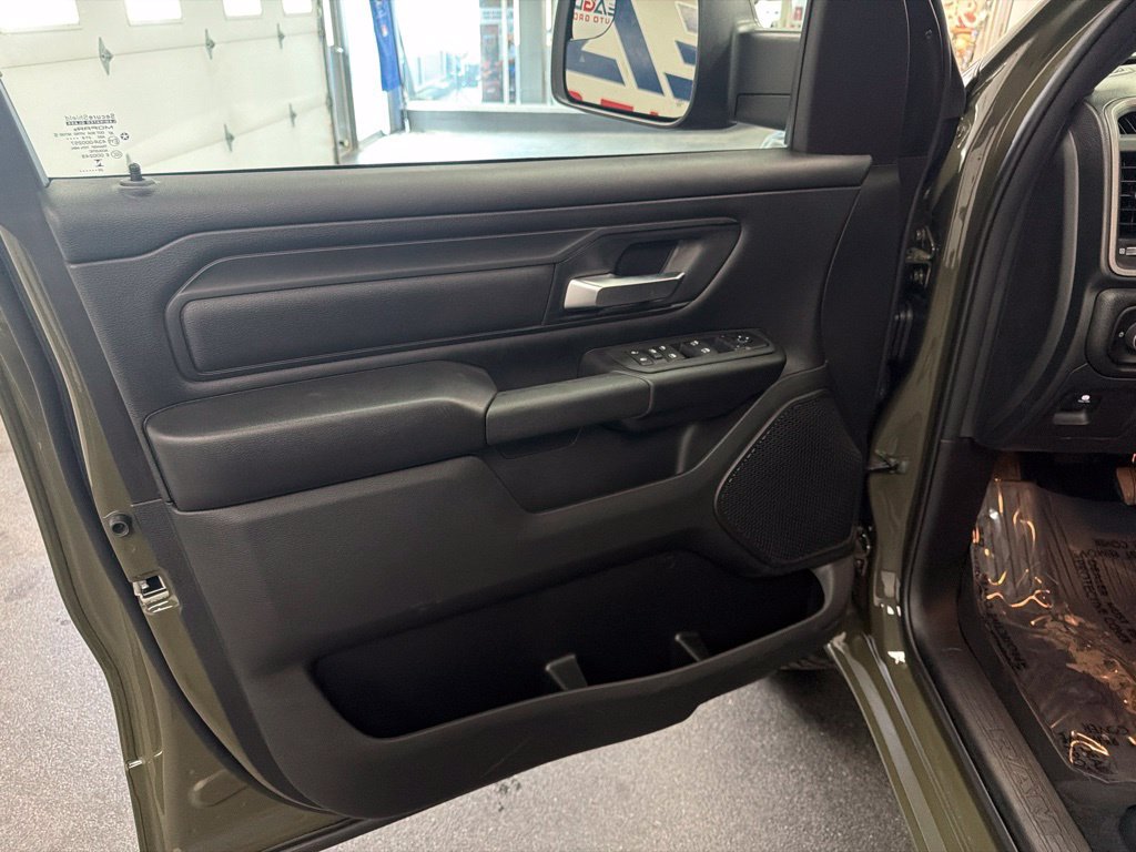 New 2026 RAM 1500 Warlock AWD/4WD image 14