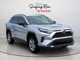 Used 2025 Toyota RAV4 LE AWD/4WD video 1