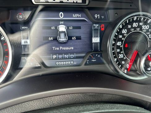 Used 2024 RAM 2500 Laramie w/ Night Edition AWD/4WD image 9