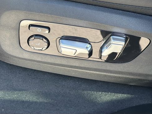 New 2026 BMW X5 sDrive40i w/ M Sport Package image 25