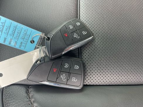 Used 2024 GMC Sierra 1500 Denali w/ Denali Reserve Package image 40