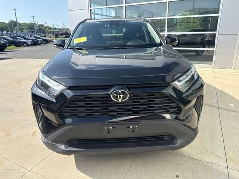 Used 2023 Toyota RAV4 XLE FWD image 2