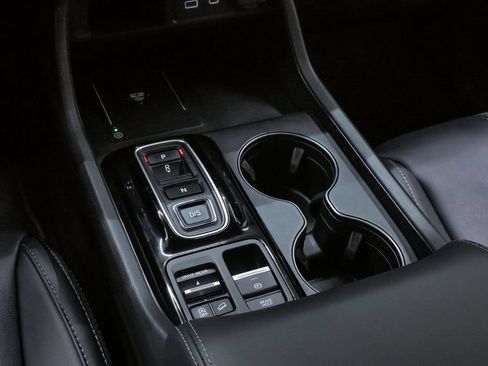 Used 2024 Honda Pilot EX-L image 18