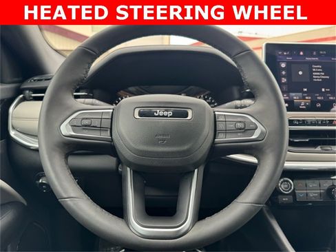 Used 2024 Jeep Compass Limited image 21