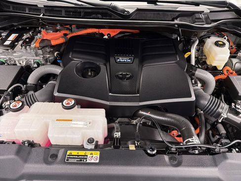 Used 2024 Toyota Tundra Limited image 32