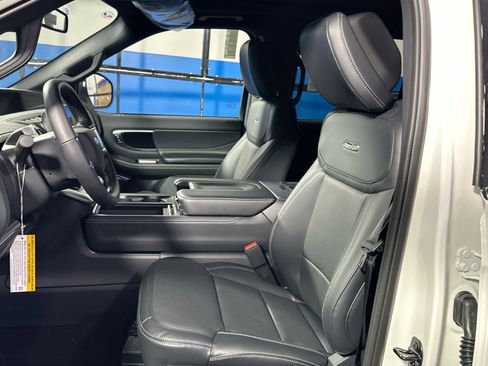 New 2026 Ford Expedition Platinum w/ Stealth Appearance Package image 13