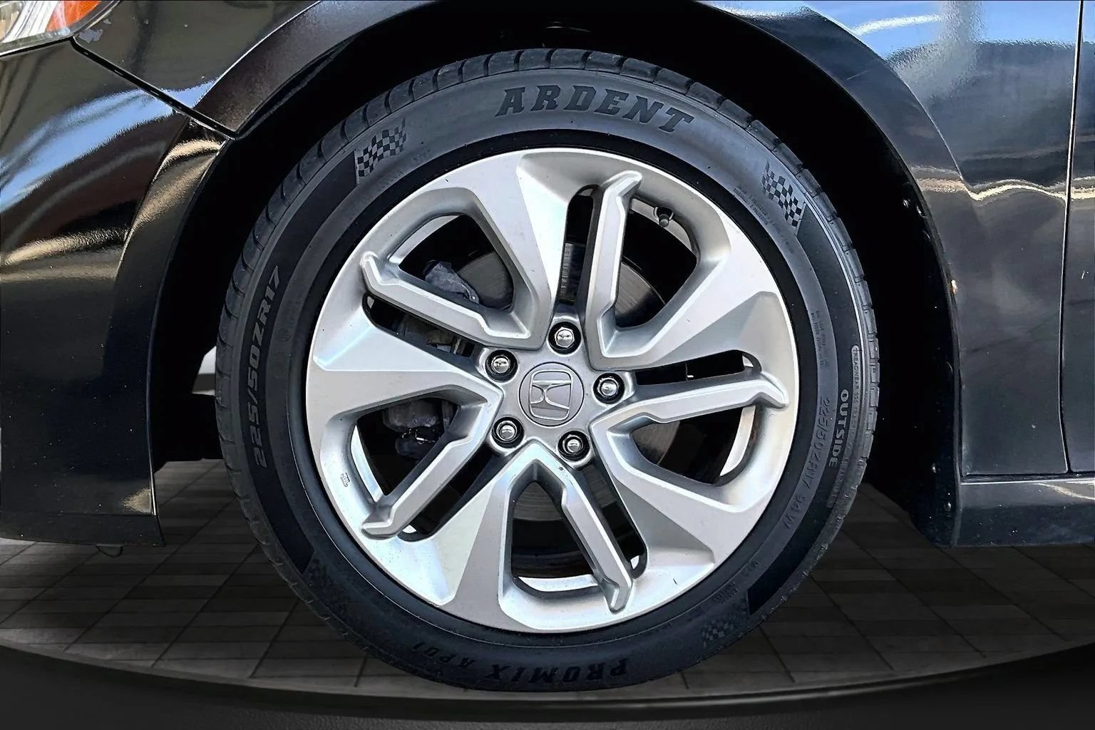 Used 2019 Honda Accord LX image 30