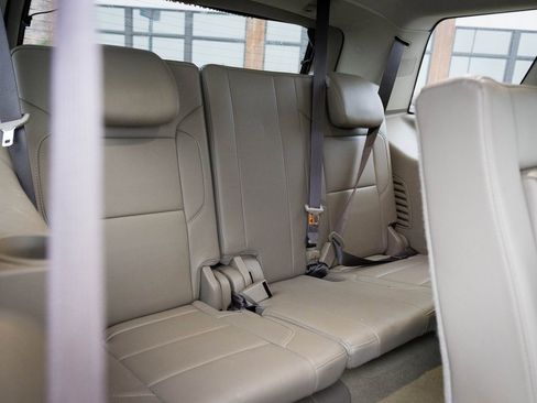 Used 2017 Chevrolet Tahoe LT image 27