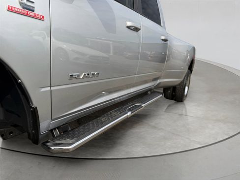 Used 2020 RAM 3500 Big Horn image 19