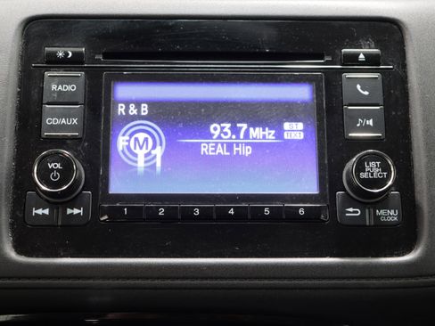 Used 2017 Honda HR-V LX image 17