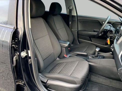 Used 2018 Kia Rio S FWD image 9