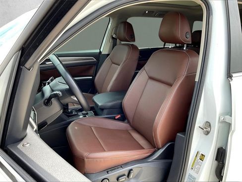 Used 2021 Volkswagen Atlas SEL AWD/4WD image 25