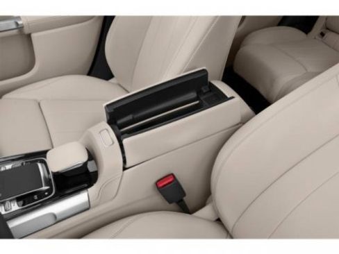 Certified 2022 Mercedes-Benz GLB 250 4MATIC image 17