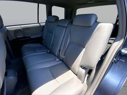 Used 2005 Toyota Highlander 4WD V6 w/ Preferred Pkg image 20