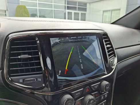 Used 2020 Jeep Grand Cherokee High Altitude AWD/4WD image 7