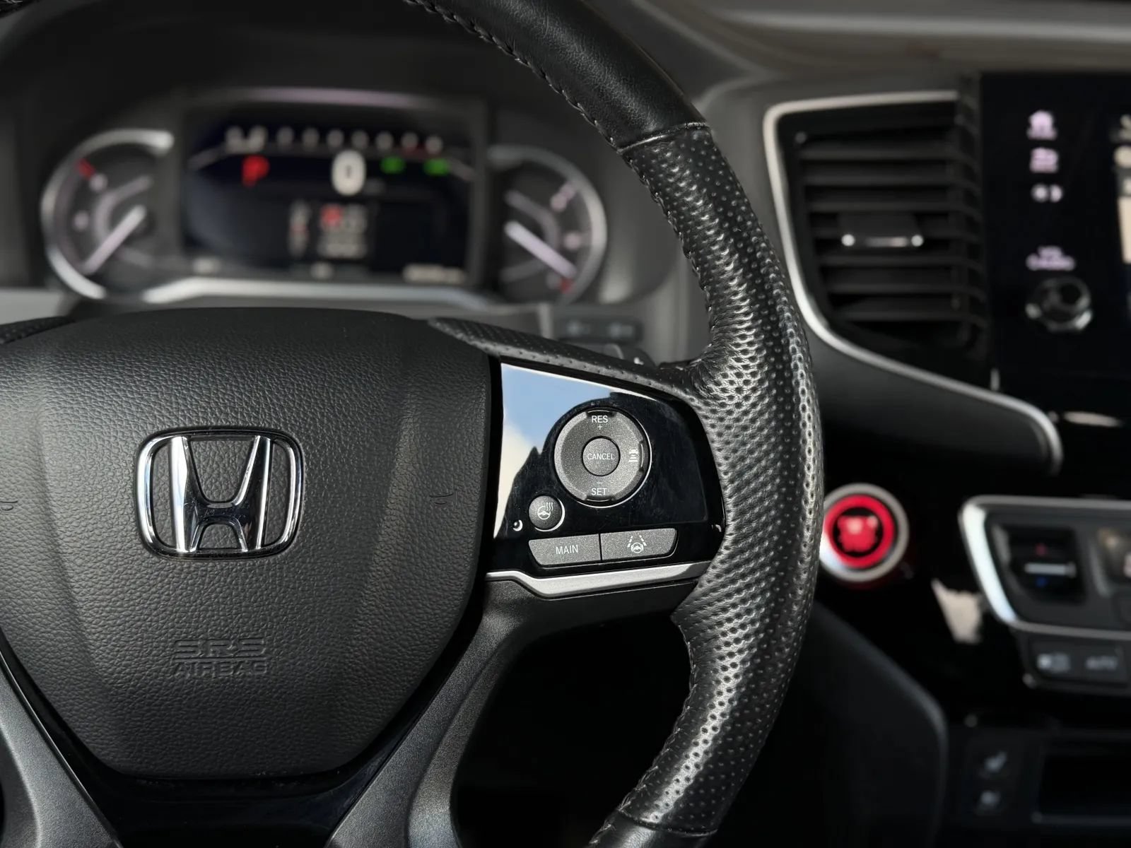 Used 2022 Honda Passport Elite image 24