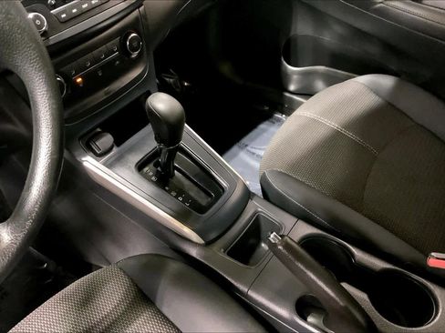 Used 2017 Nissan Sentra S image 17