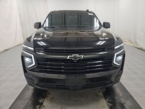 Used 2025 Chevrolet Suburban RST w/ Comfort Package image 2