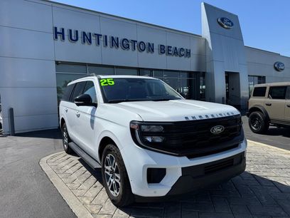 Used 2025 Ford Expedition Active