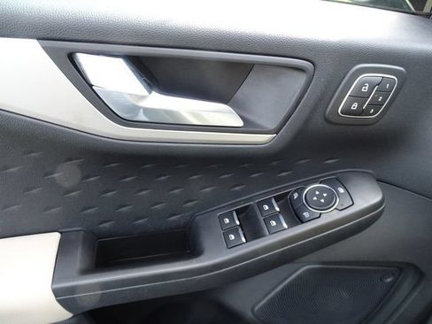 Used 2020 Ford Escape SEL AWD/4WD image 14