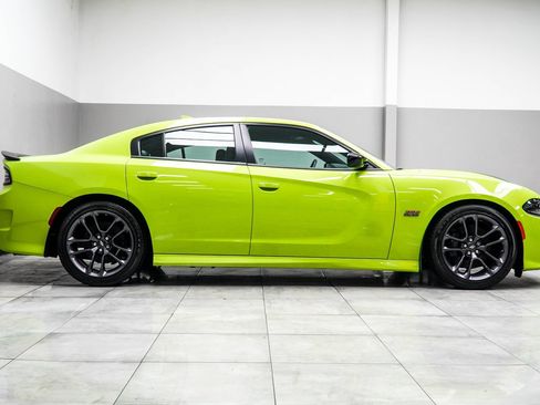 Used 2023 Dodge Charger Scat Pack w/ Plus Group RWD image 8