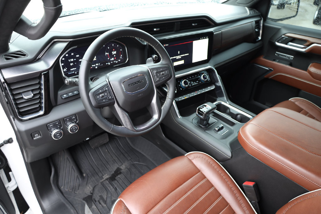 Used 2023 GMC Sierra 1500 Denali Ultimate AWD/4WD image 12