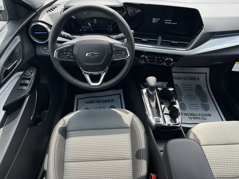 New 2026 Chevrolet Trax LT w/ Driver Confidence Package FWD image 24