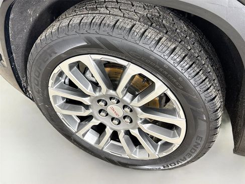 Used 2021 GMC Acadia Denali w/ Denali Ultimate Package image 35