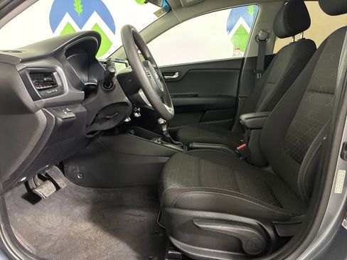 Used 2019 Kia Rio S image 16
