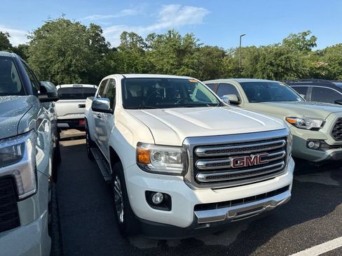 Used 2019 GMC Canyon SLT w/ Driver Alert Package RWD image 3
