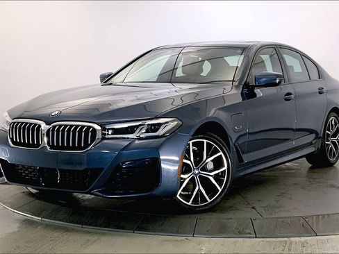 Certified 2023 BMW 530e xDrive w/ Executive Package AWD/4WD image 11
