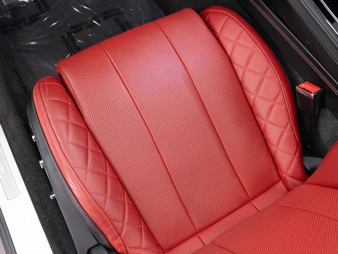 Used 2023 Bentley Continental GT Azure image 27