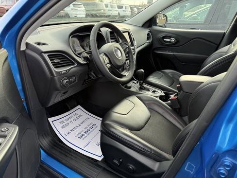 Used 2022 Jeep Cherokee Trailhawk w/ Trailer Tow Group image 10