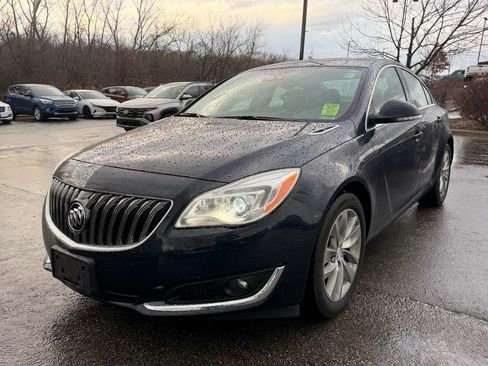 Used 2017 Buick Regal Premium w/ Driver Confidence Package #1 image 1