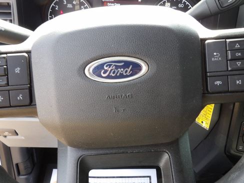 Used 2023 Ford F250 XL w/ STX Appearance Package AWD/4WD image 29