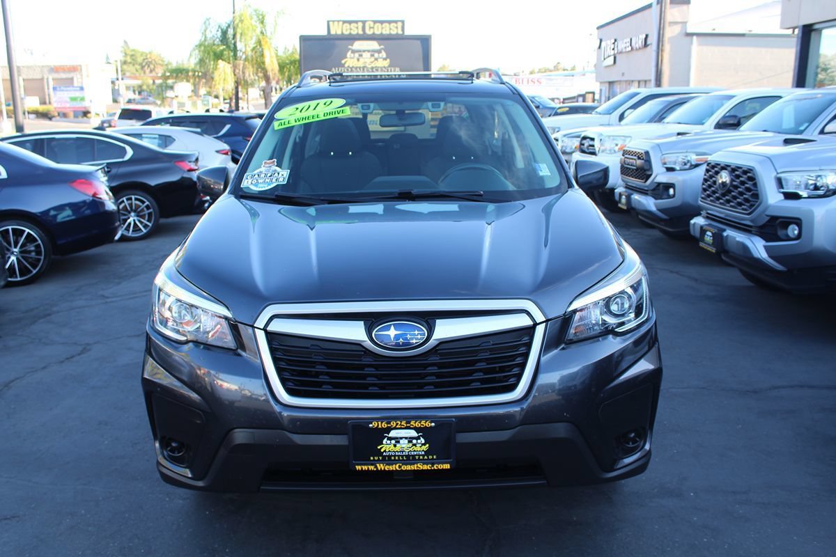 Used 2019 Subaru Forester Premium w/ All-Weather Package AWD/4WD image 3