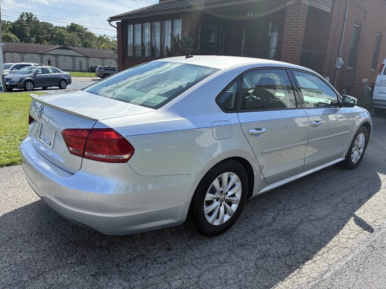 Used 2013 Volkswagen Passat 2.5 S FWD image 4