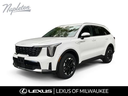 Used 2024 Kia Sorento S FWD image 1