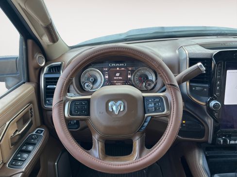Used 2022 RAM 3500 Limited image 13