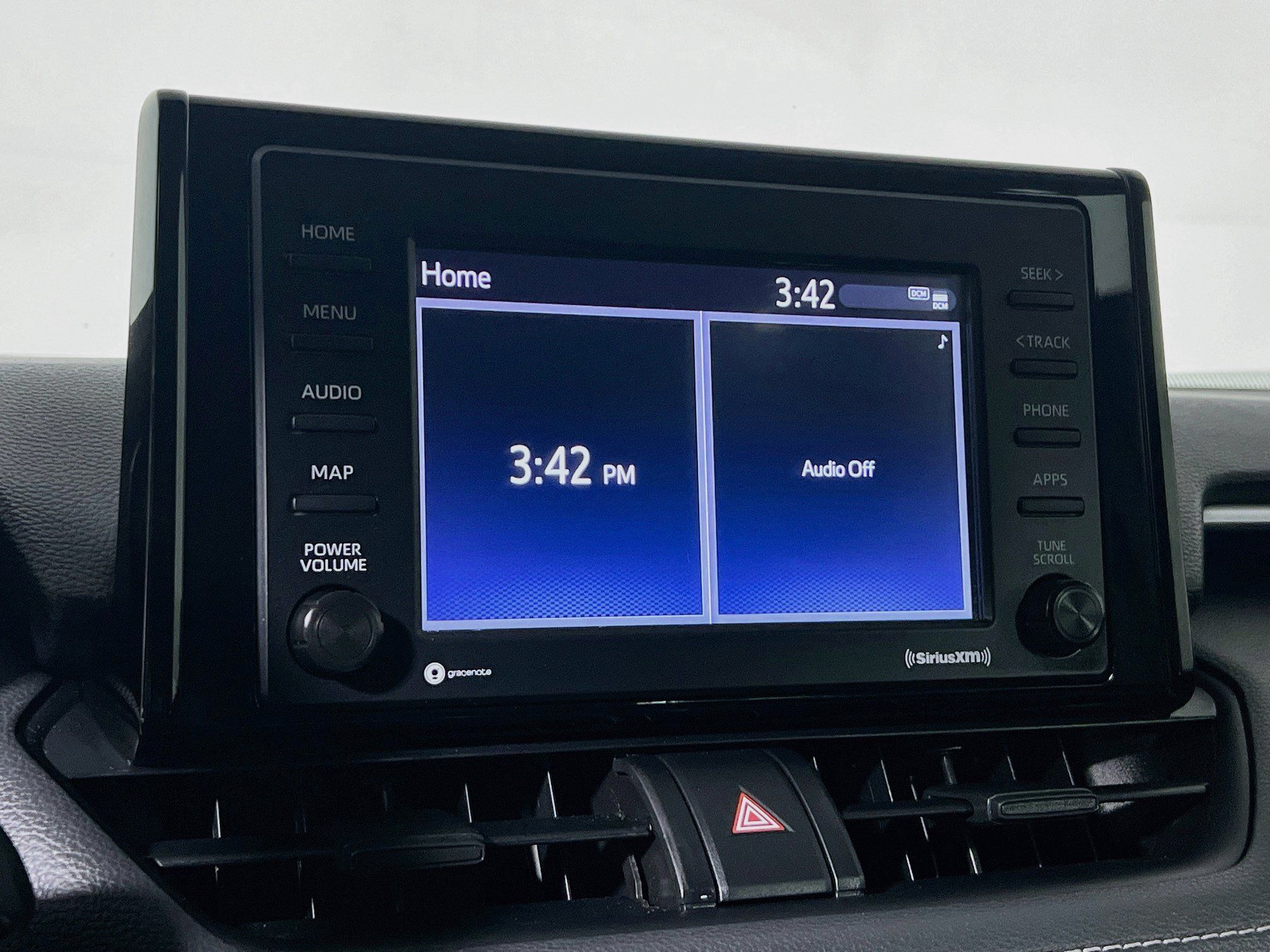 Used 2022 Toyota RAV4 LE AWD/4WD image 26